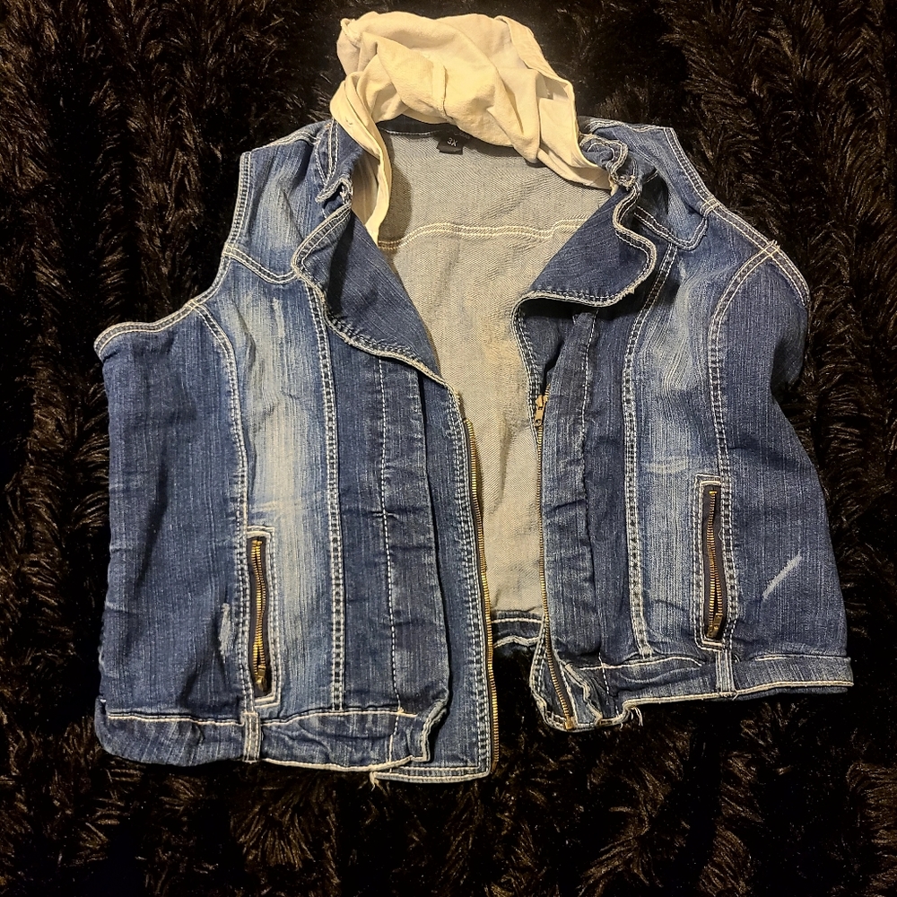 Jean sleeveless vest with hood 3x euc